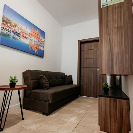 A Warm 1br 3 Gzira